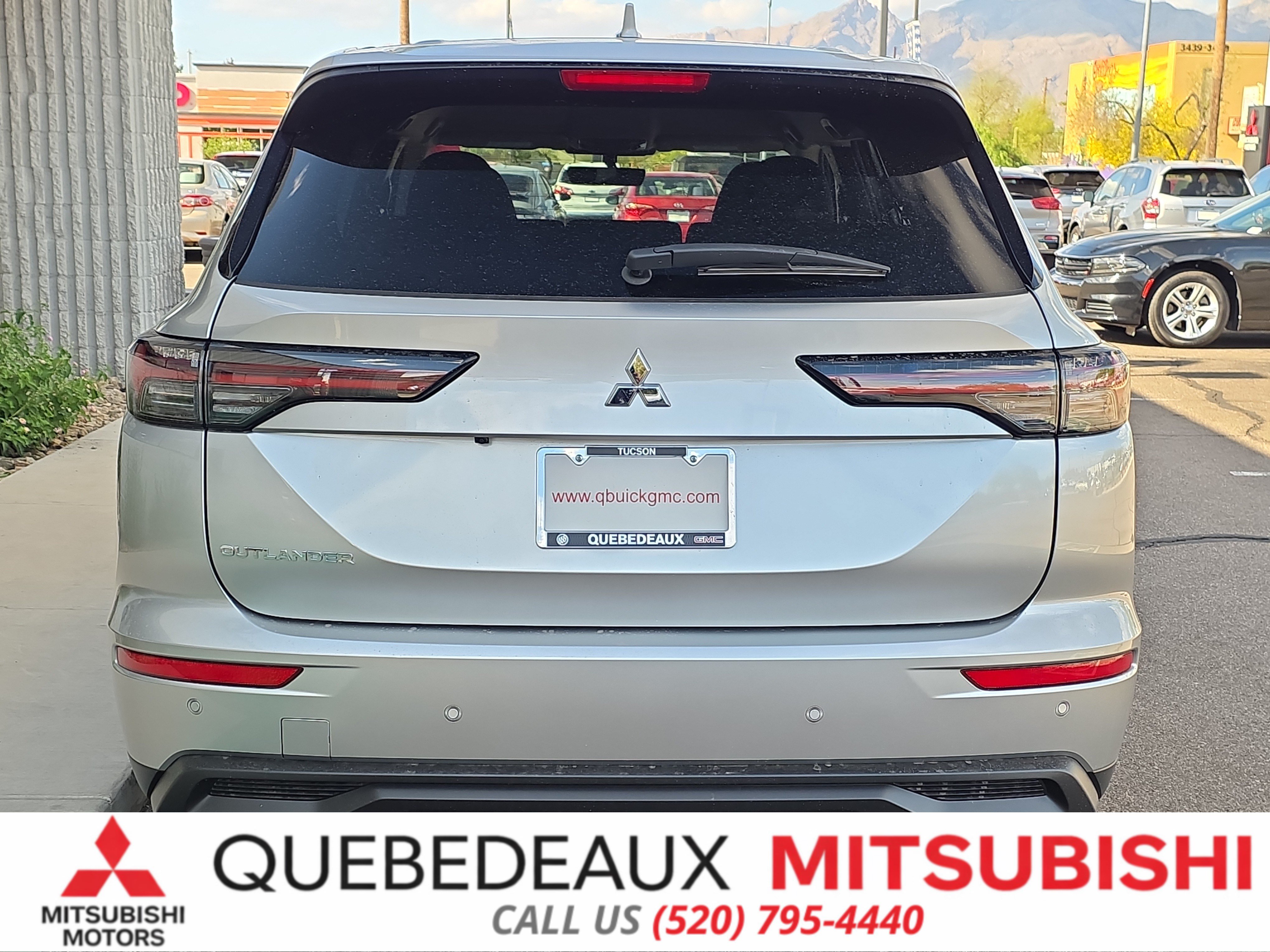 New 2026 Mitsubishi Outlander ES FWD image 6