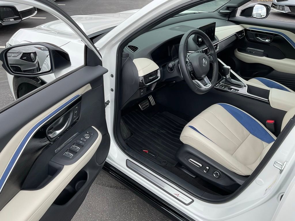 Certified 2025 Acura ADX A-Spec FWD image 10