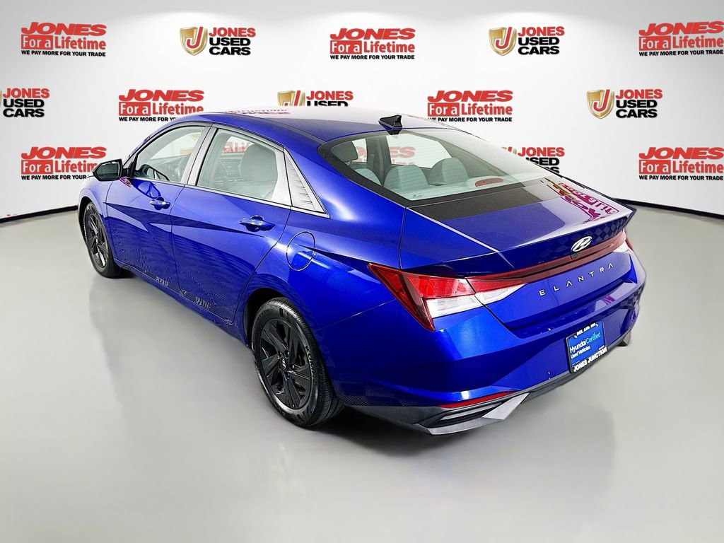 Certified 2021 Hyundai Elantra SEL w/ Convenience Package FWD image 2