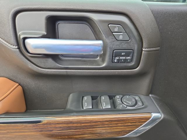Used 2023 Chevrolet Silverado 3500 High Country image 16