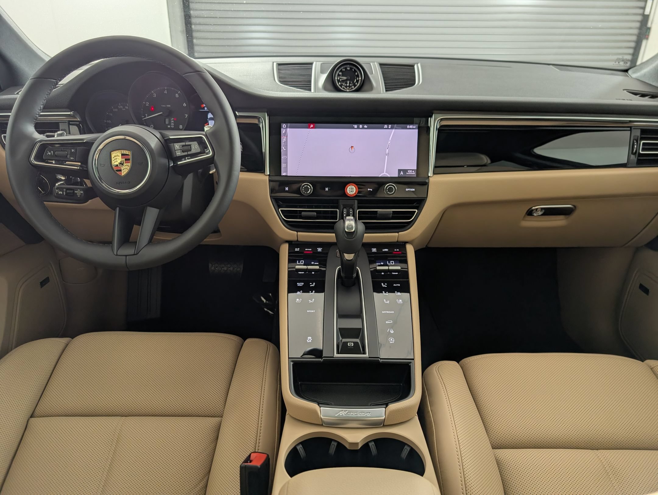 Certified 2026 Porsche Macan AWD/4WD image 20