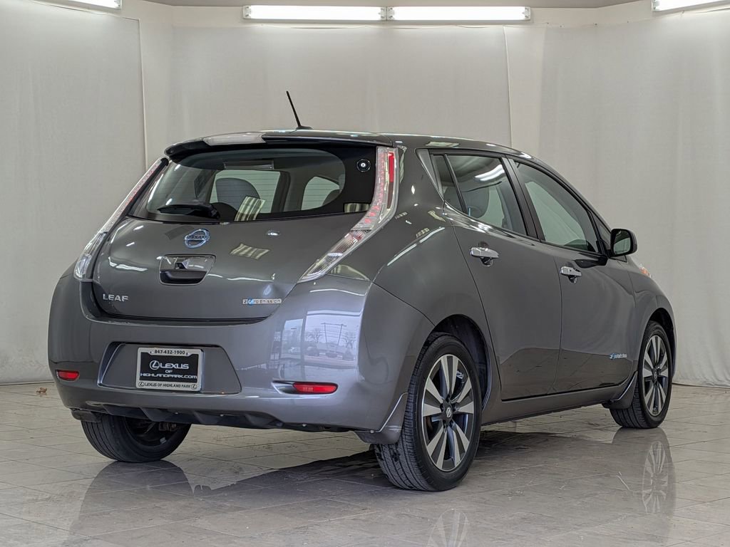 Used 2017 Nissan Leaf SV image 9