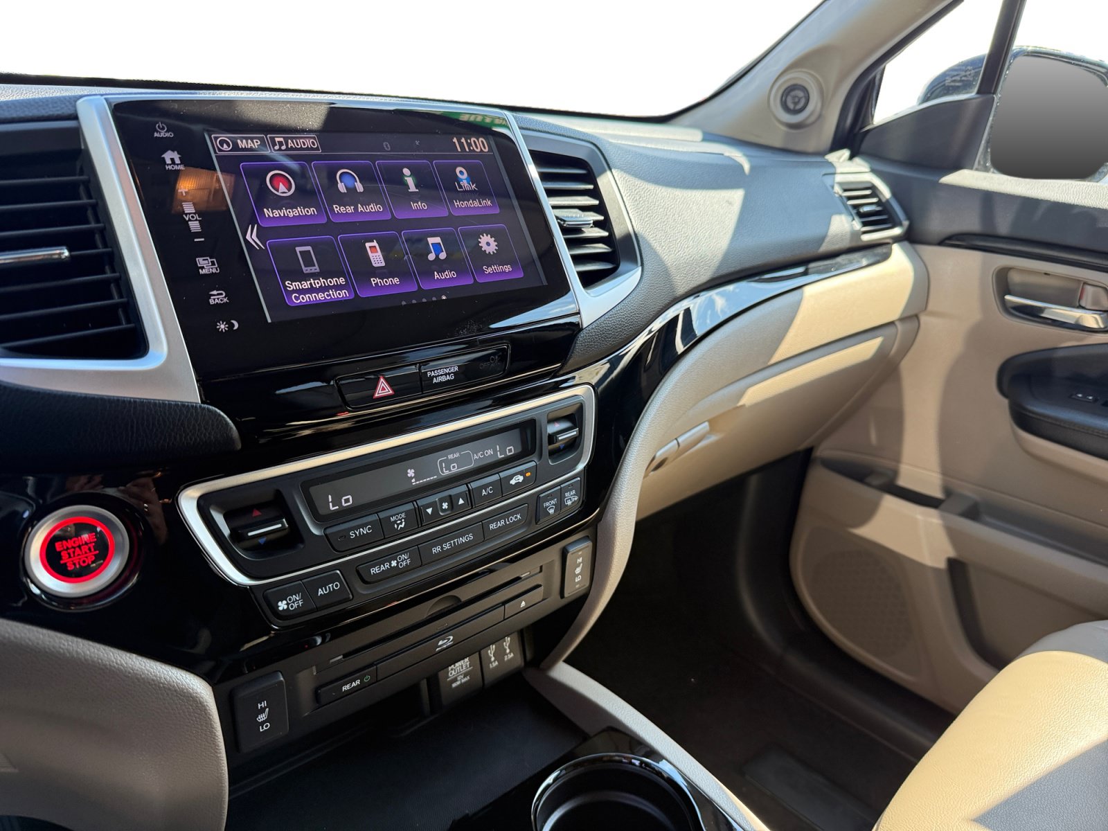 Used 2016 Honda Pilot Touring image 12