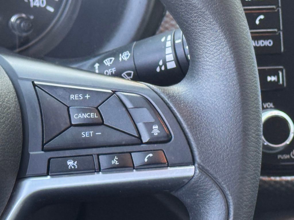 Certified 2021 Nissan Kicks SV FWD image 17