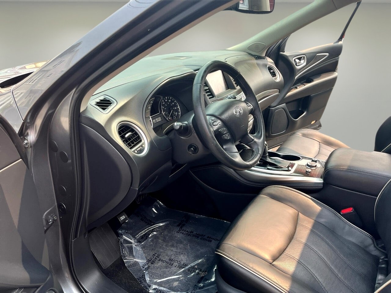 Used 2019 INFINITI QX60 Luxe w/ Essential Package image 11