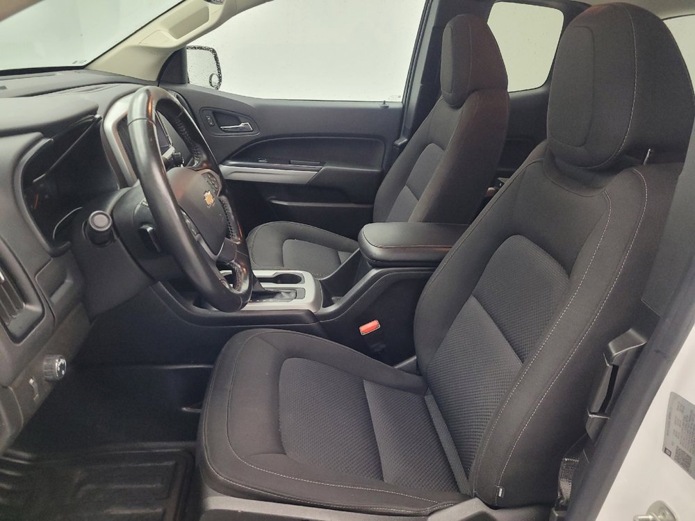 Used 2021 Chevrolet Colorado LT w/ Fleet Safety Package image 17