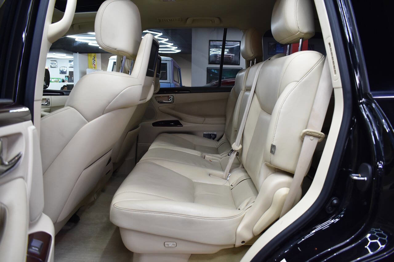 Used 2015 Lexus LX 570 4WD image 14