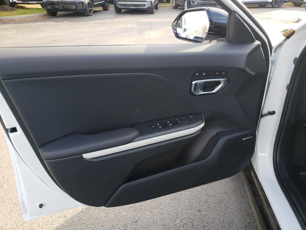 New 2025 Kia K4 GT-Line w/ GT-Line Premium Package image 16