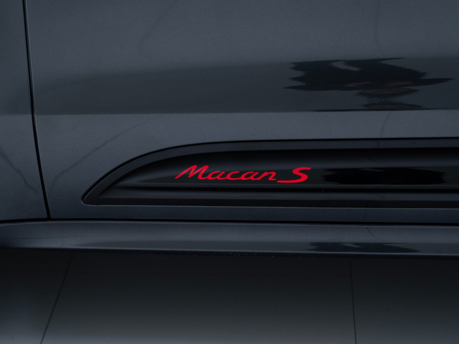 New 2026 Porsche Macan S AWD/4WD image 13