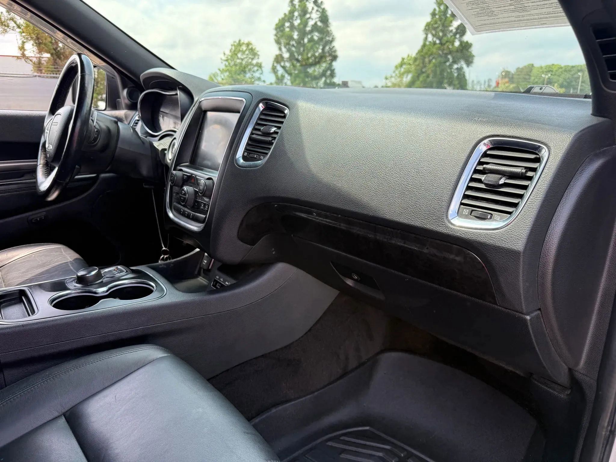 Used 2015 Dodge Durango Limited w/ Blacktop Package AWD/4WD image 19