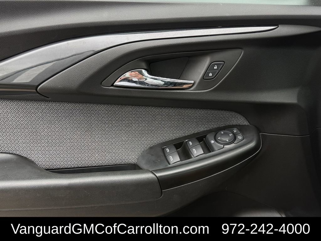 Used 2023 Chevrolet TrailBlazer LT AWD/4WD image 25