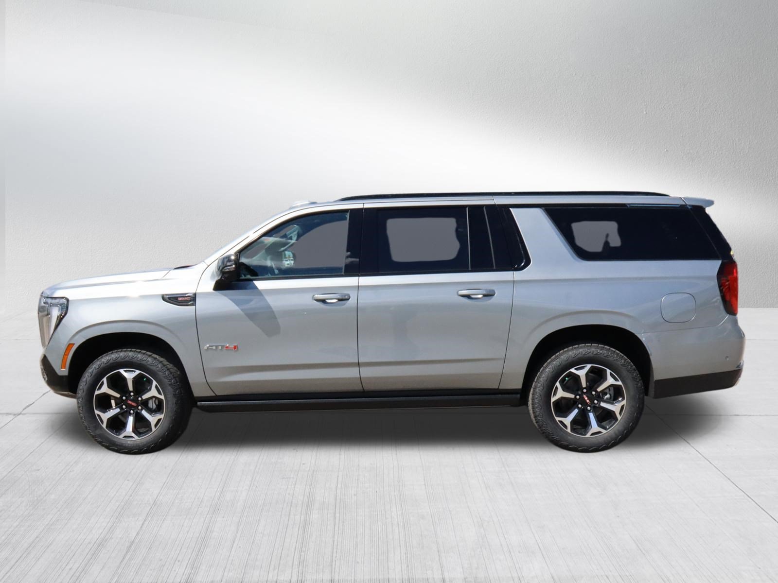 New 2026 GMC Yukon XL AT4 w/ AT4 Premium Package AWD/4WD image 4