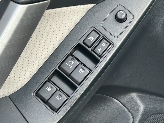 Used 2016 Subaru Forester 2.5i Touring w/ Eyesight & Navigation System AWD/4WD image 26
