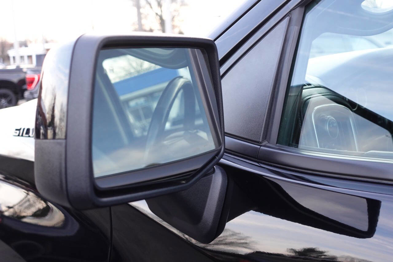 Used 2022 Chevrolet Silverado 1500 RST w/ Rally Edition image 13