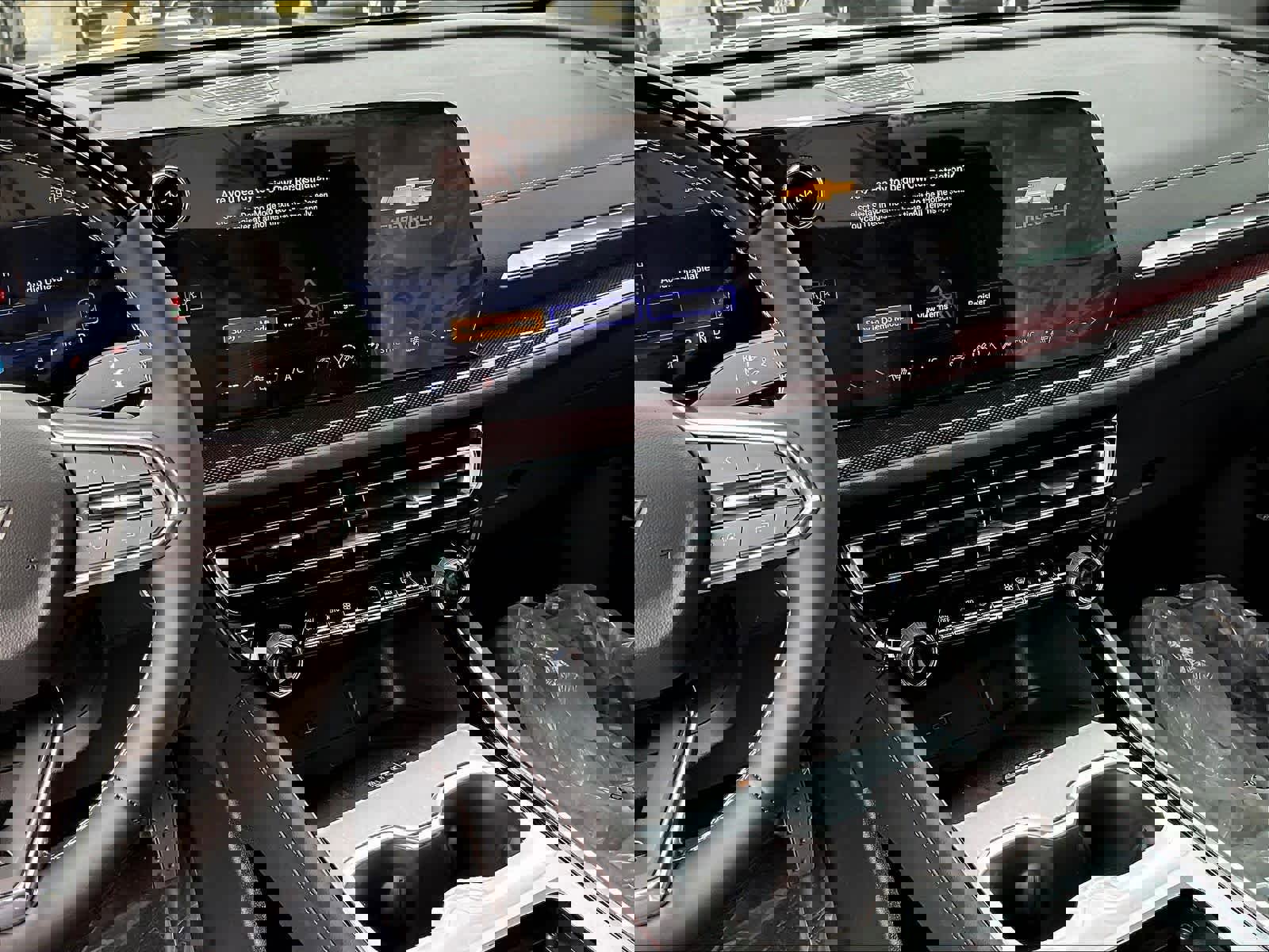 New 2026 Chevrolet Traverse Z71 w/ Enhanced Driving Package image 13