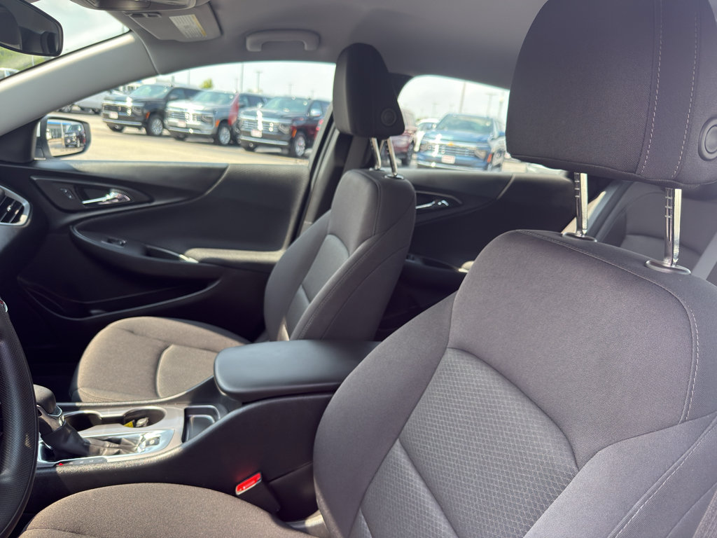 Used 2024 Chevrolet Malibu LS FWD image 25