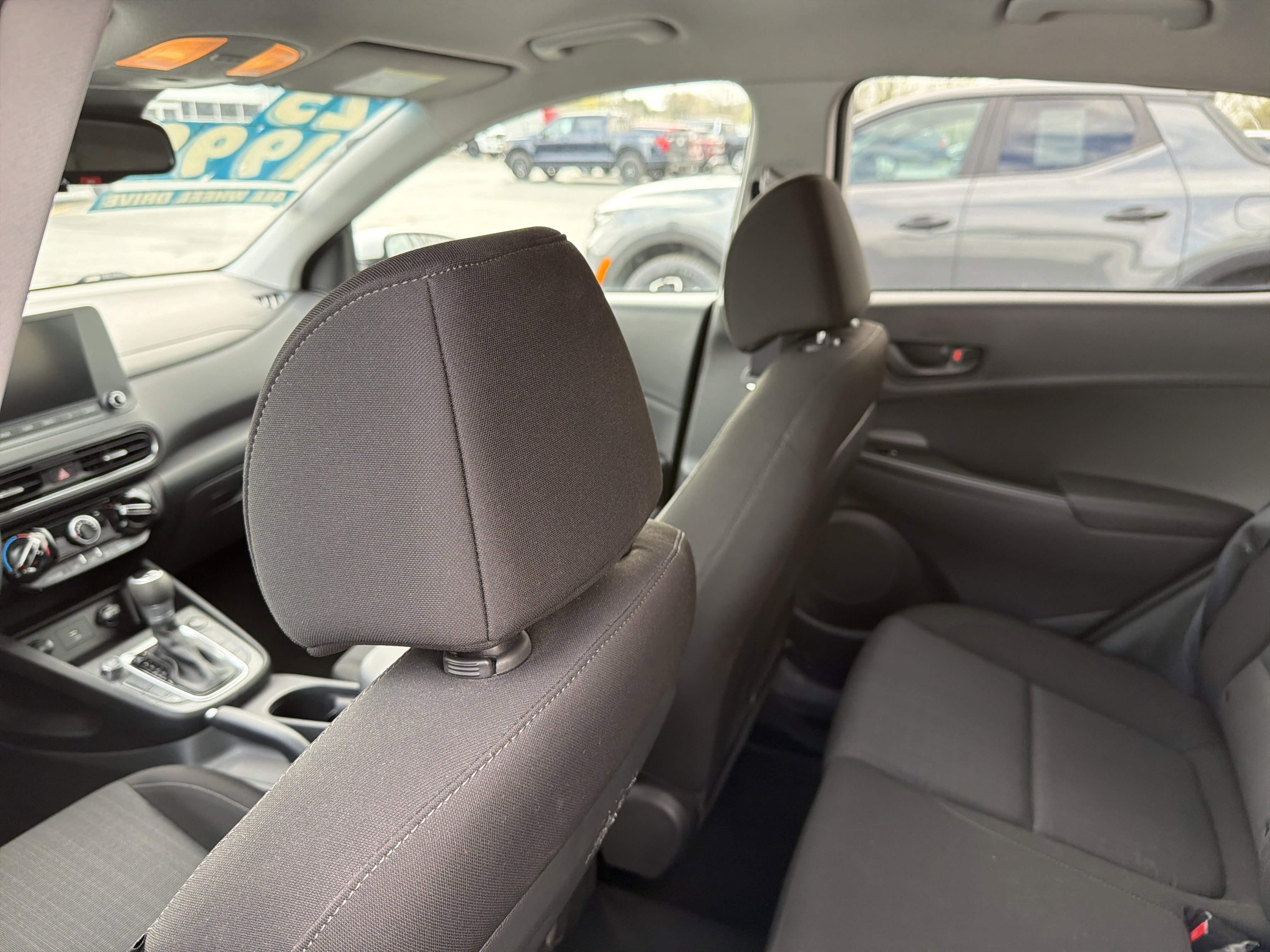 Used 2023 Hyundai Kona SEL image 10