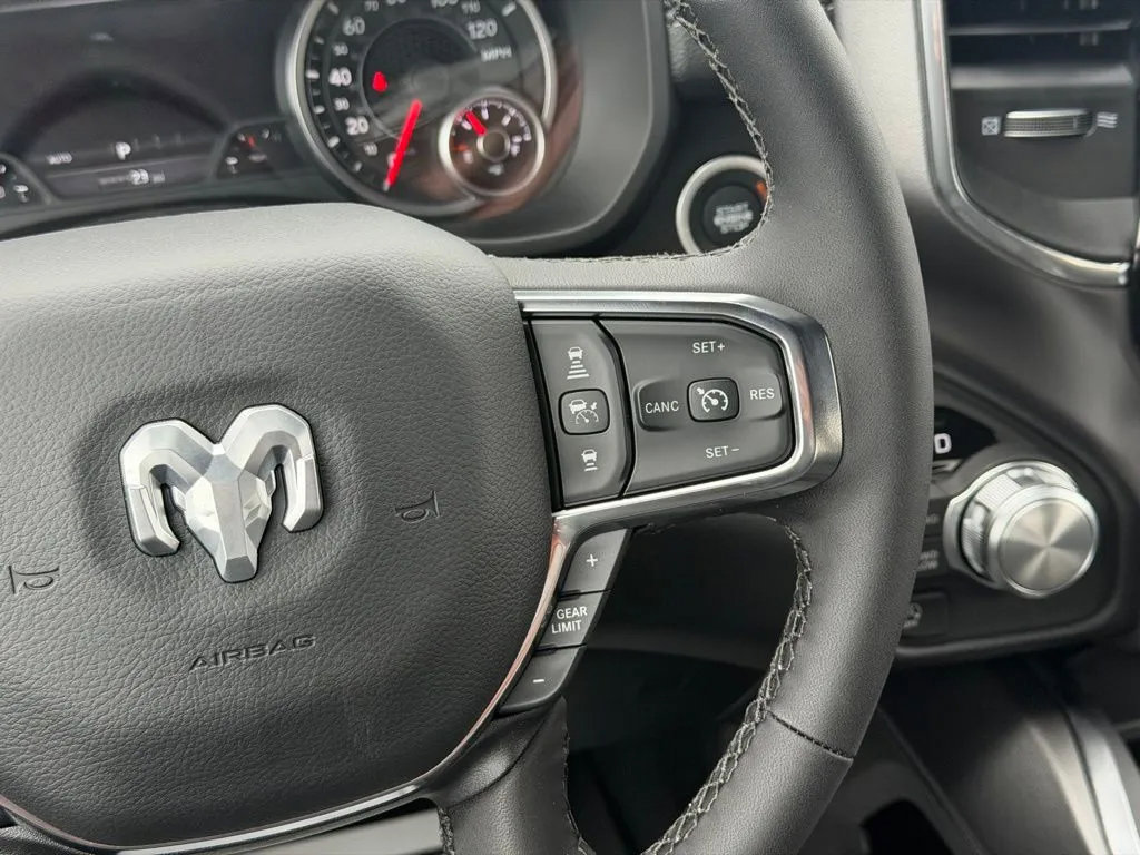 New 2026 RAM 1500 Laramie w/ Sport Appearance Package AWD/4WD image 17