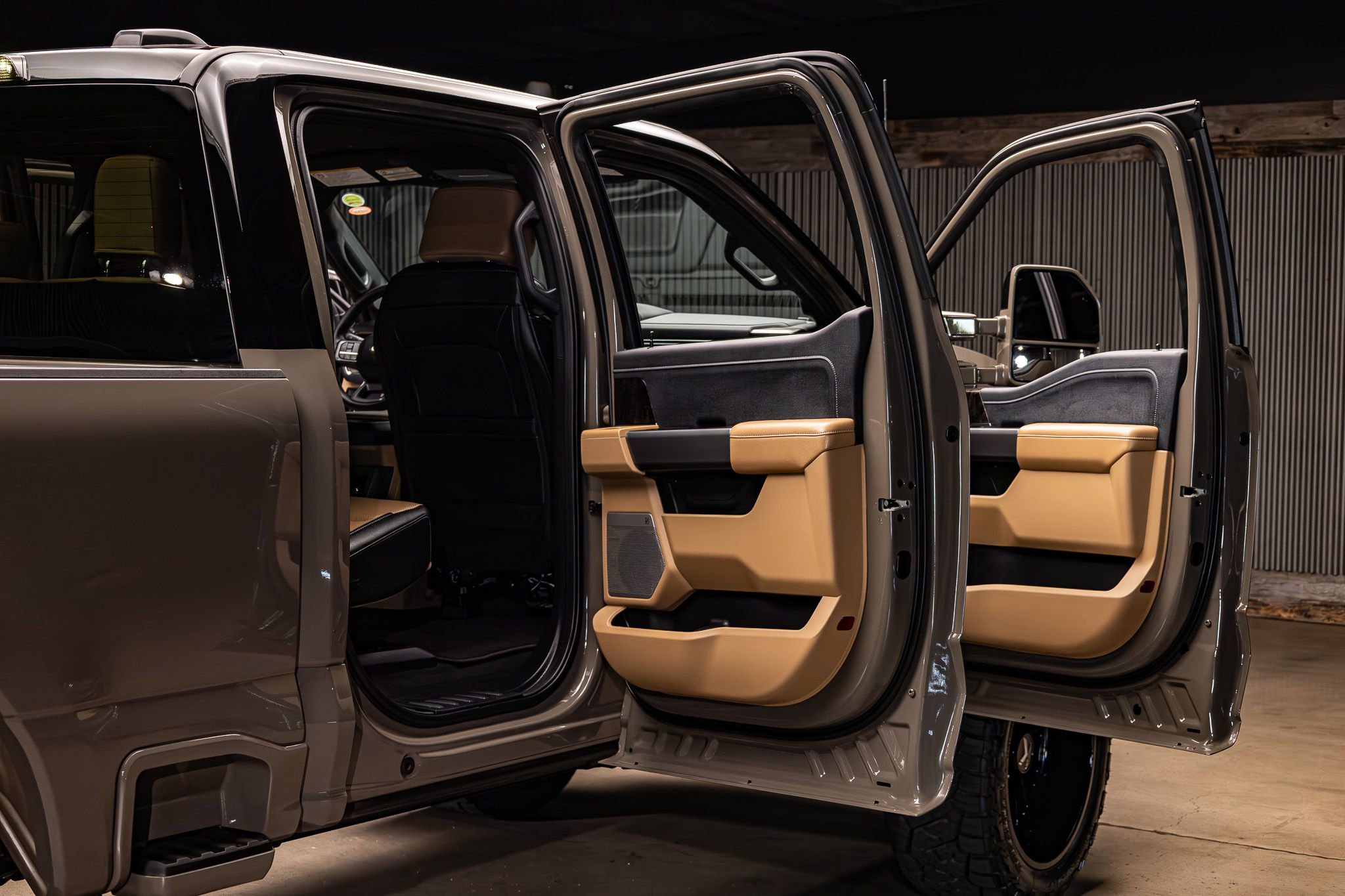 Used 2026 Ford F350 Lariat image 32