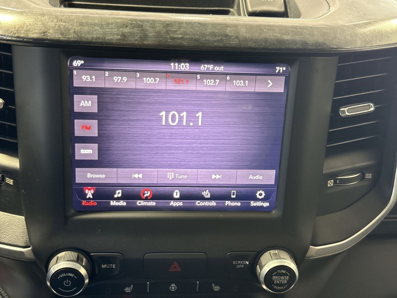 Used 2019 RAM 1500 Big Horn AWD/4WD image 19