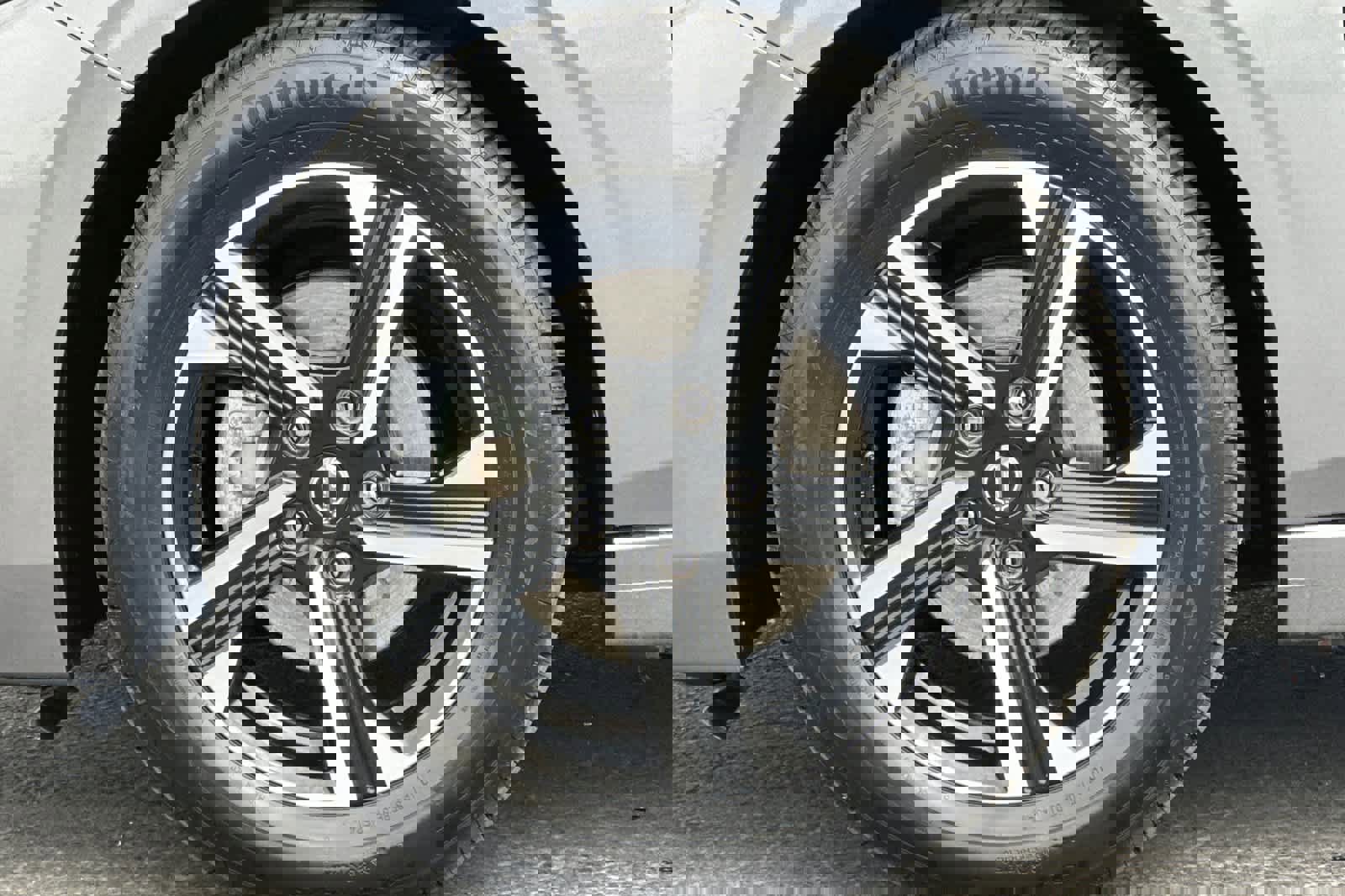 Used 2024 Nissan Sentra SV image 25