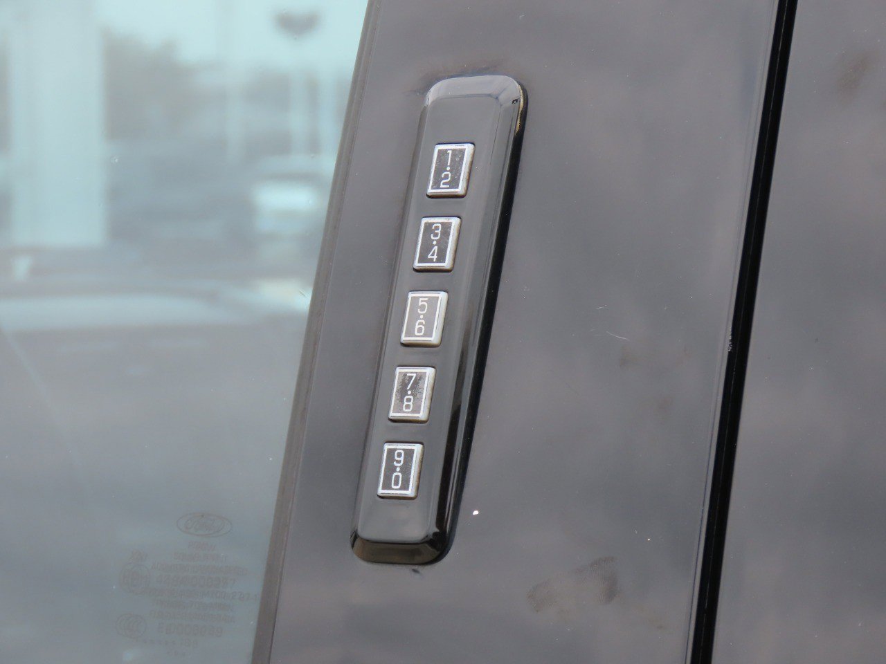 Used 2018 Ford F150 XLT RWD image 14