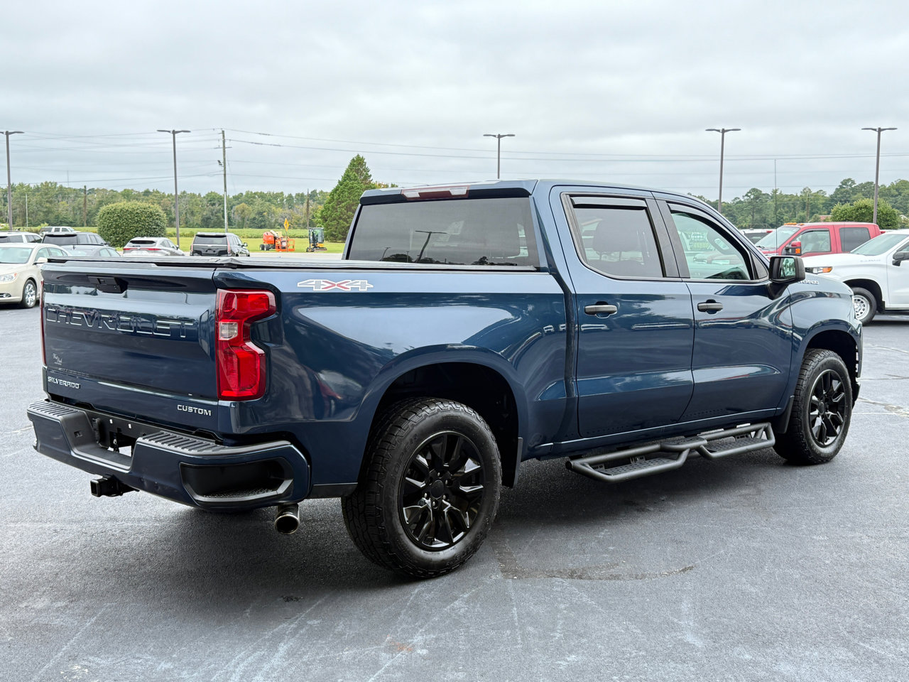 Used 2019 Chevrolet Silverado 1500 Custom w/ Custom Value Package image 5