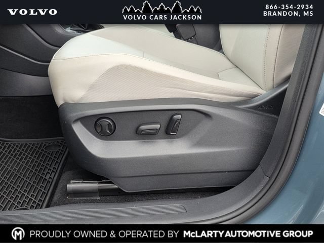 Used 2021 Volkswagen Tiguan SE w/ Panoramic Sunroof Package FWD image 14