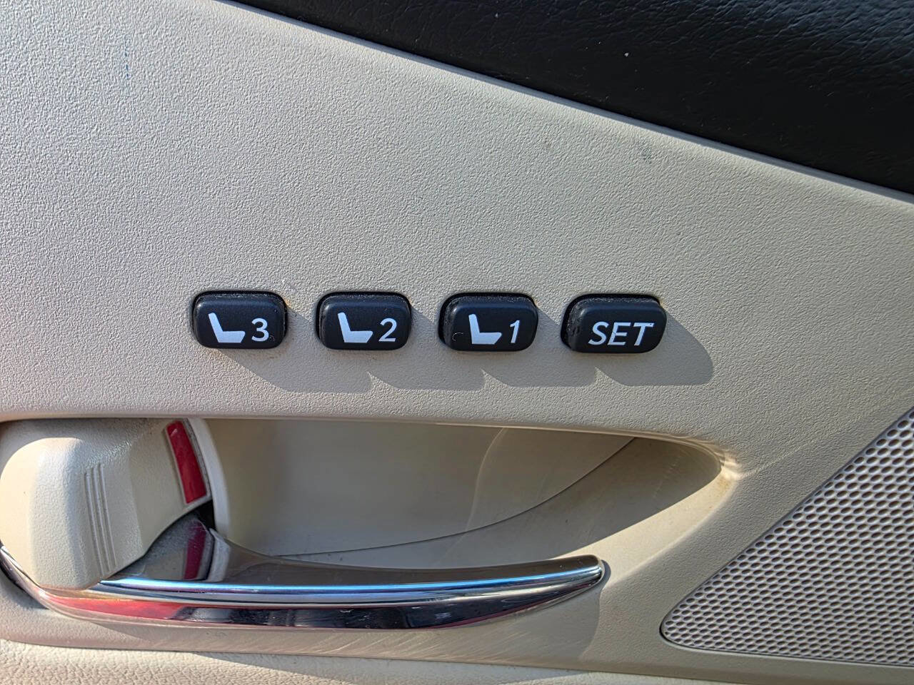 Used 2011 Lexus RX 350 2WD image 10