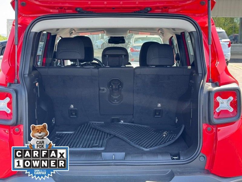 Used 2022 Jeep Renegade Latitude w/ Convenience Group AWD/4WD image 4