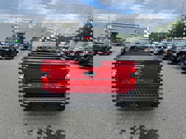 New 2025 Ford Maverick XLT w/ XLT Luxury Package image 4