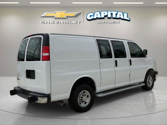 Used 2024 Chevrolet Express 2500 w/ Driver Convenience Package RWD image 5