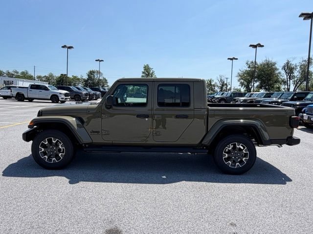 New 2026 Jeep Gladiator Sport AWD/4WD image 4