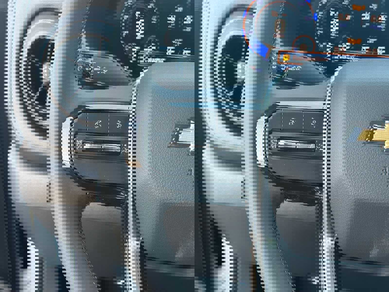 New 2025 Chevrolet Colorado W/T w/ WT Convenience Package II image 34