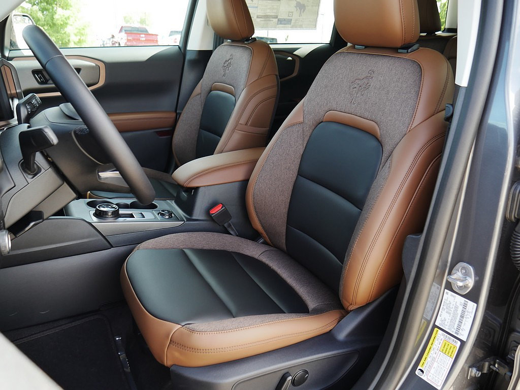 New 2026 Ford Bronco Sport Outer Banks w/ Outer Banks Tech Package+ AWD/4WD image 13