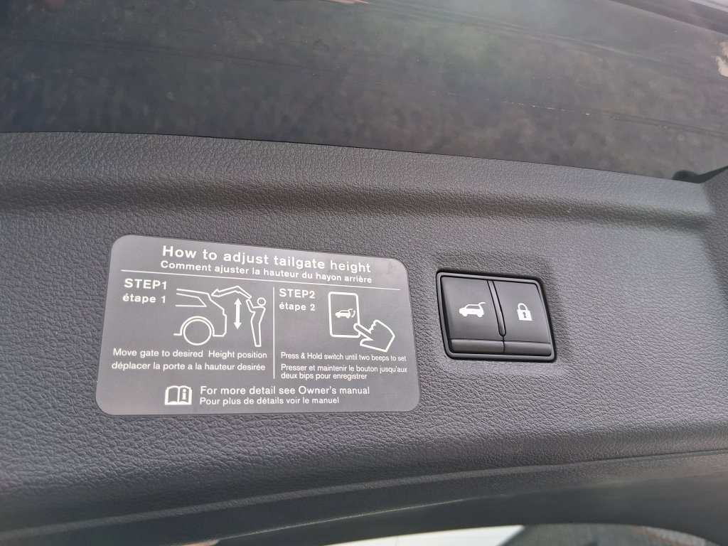 Used 2023 INFINITI QX50 Luxe AWD/4WD image 33