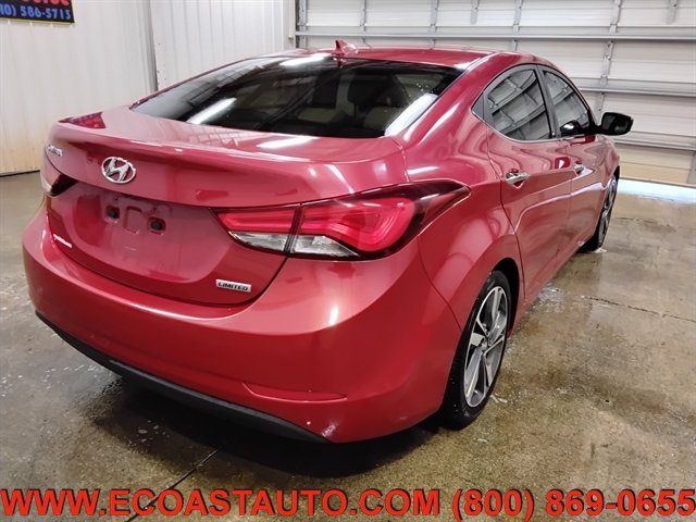 Used 2015 Hyundai Elantra Limited w/ Option Group 05 FWD image 3