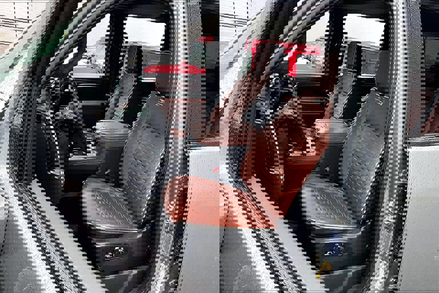 Used 2024 GMC Sierra 2500 Denali Ultimate w/ Max Trailering Package image 8