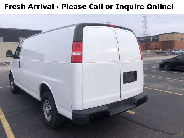Used 2021 Chevrolet Express 2500 w/ Driver Convenience Package image 3