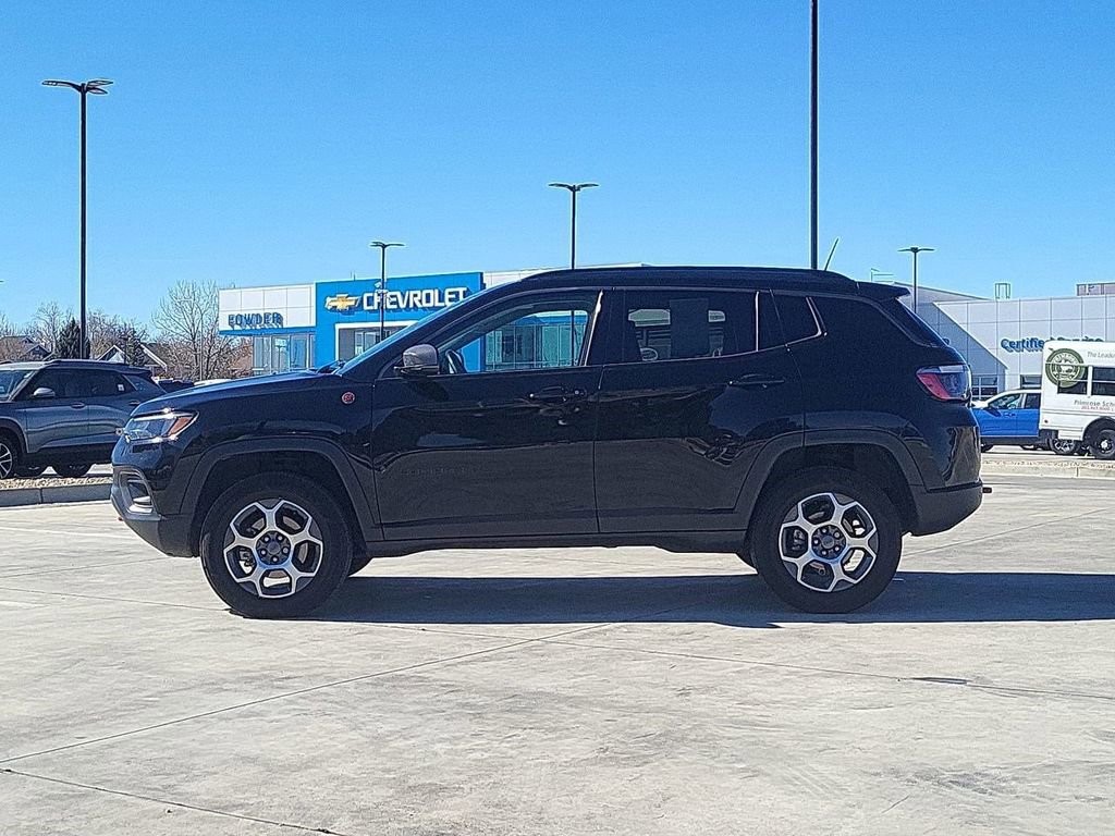 Used 2022 Jeep Compass Trailhawk w/ Sun and Sound Group image 5