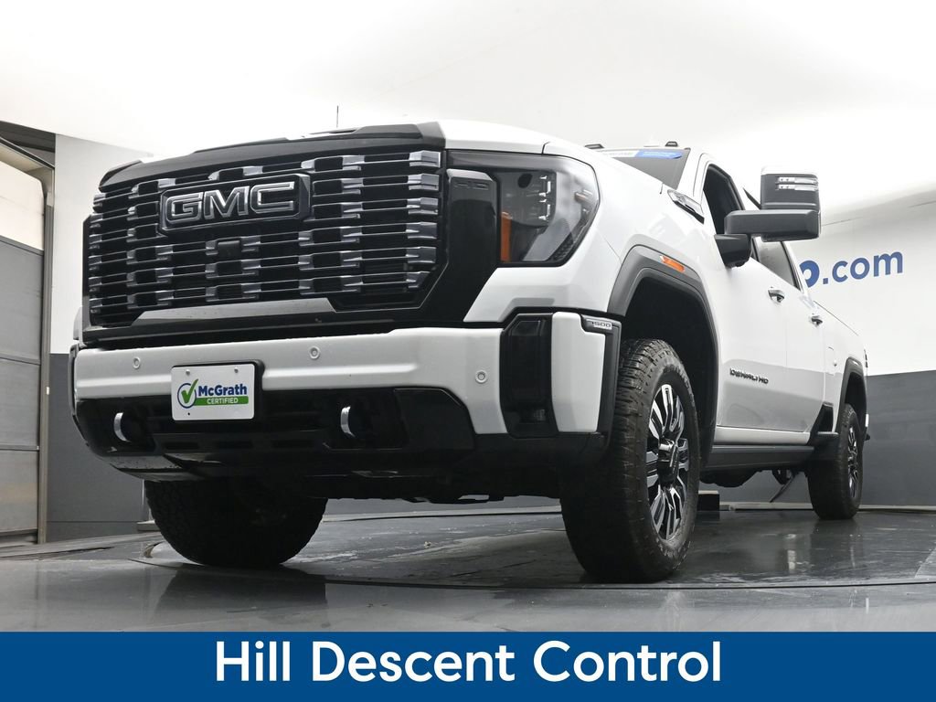 Used 2025 GMC Sierra 3500 Denali Ultimate AWD/4WD image 7