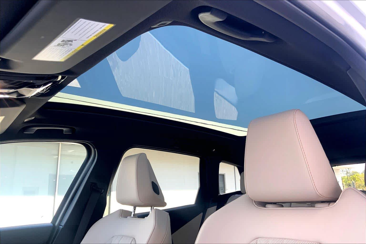 New 2026 BMW X3 xDrive30i w/ Premium Package AWD/4WD image 17