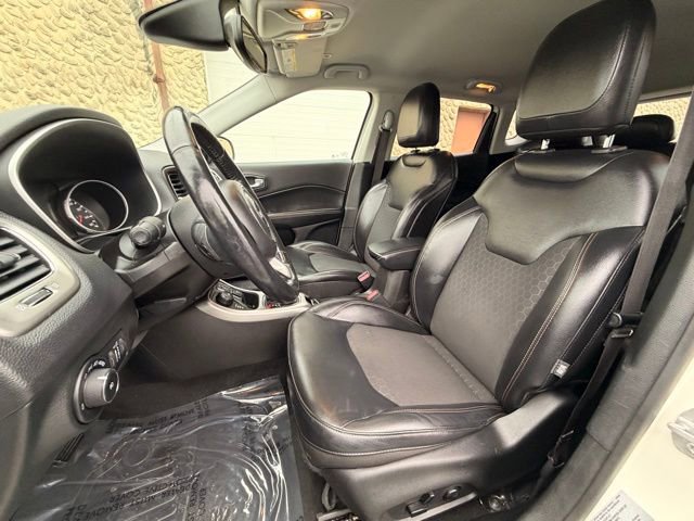 Used 2018 Jeep Compass Latitude w/ Popular Equipment Group image 19