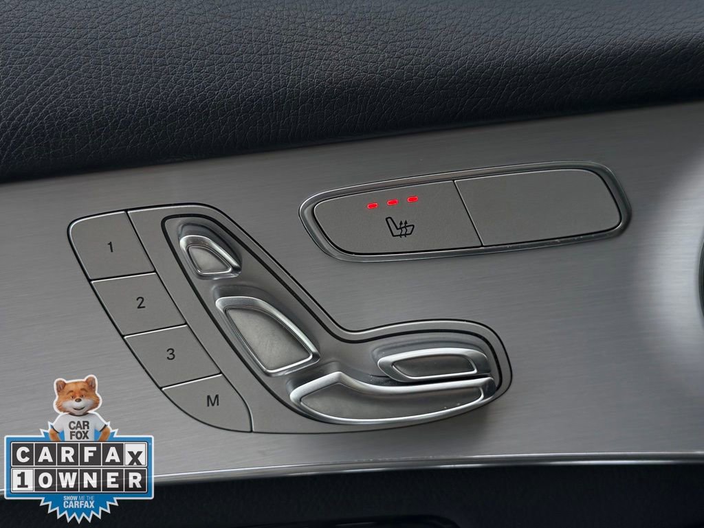 Used 2021 Mercedes-Benz GLC 300 4MATIC image 24