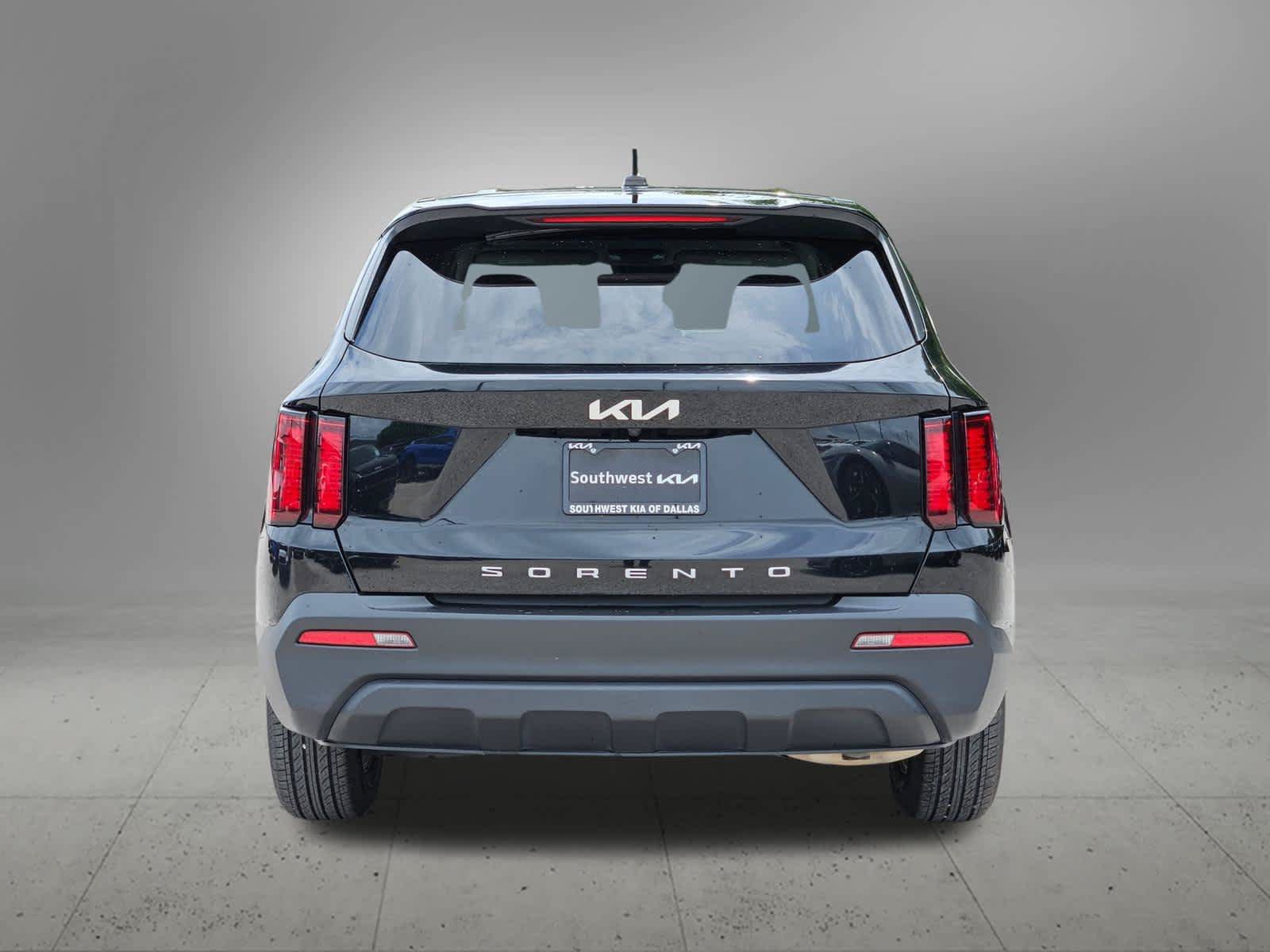 Used 2022 Kia Sorento LX FWD image 5