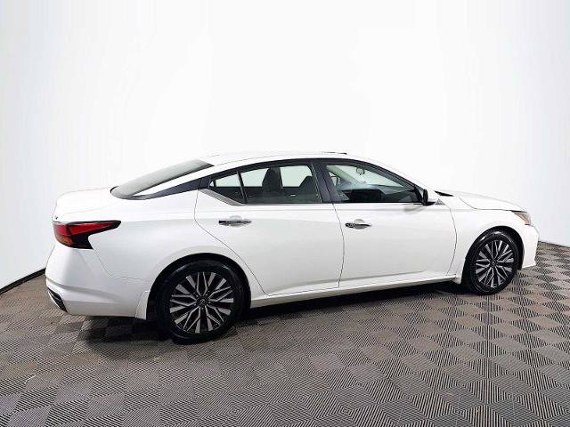 Certified 2023 Nissan Altima 2.5 SV w/ SV Premium Package FWD image 4
