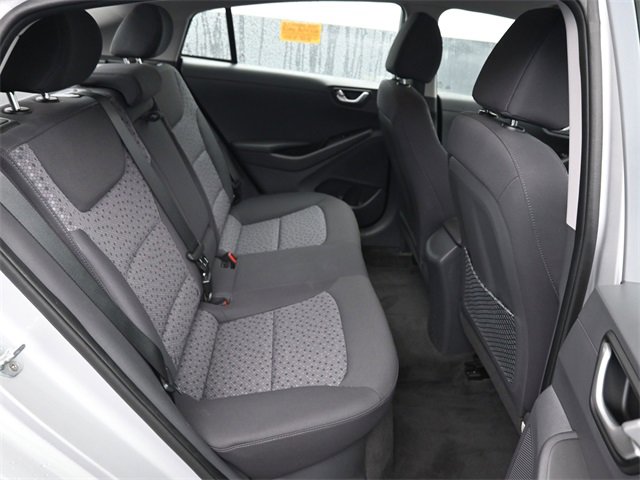 Used 2019 Hyundai Ioniq Plug-In Hybrid image 7