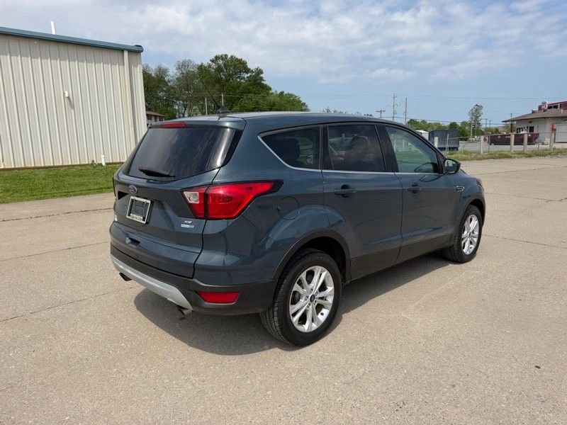 Used 2019 Ford Escape SE AWD/4WD image 3