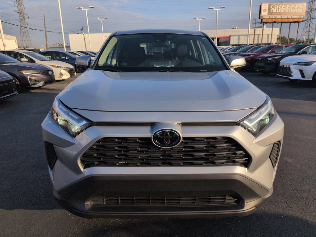 Certified 2024 Toyota RAV4 LE AWD/4WD image 8