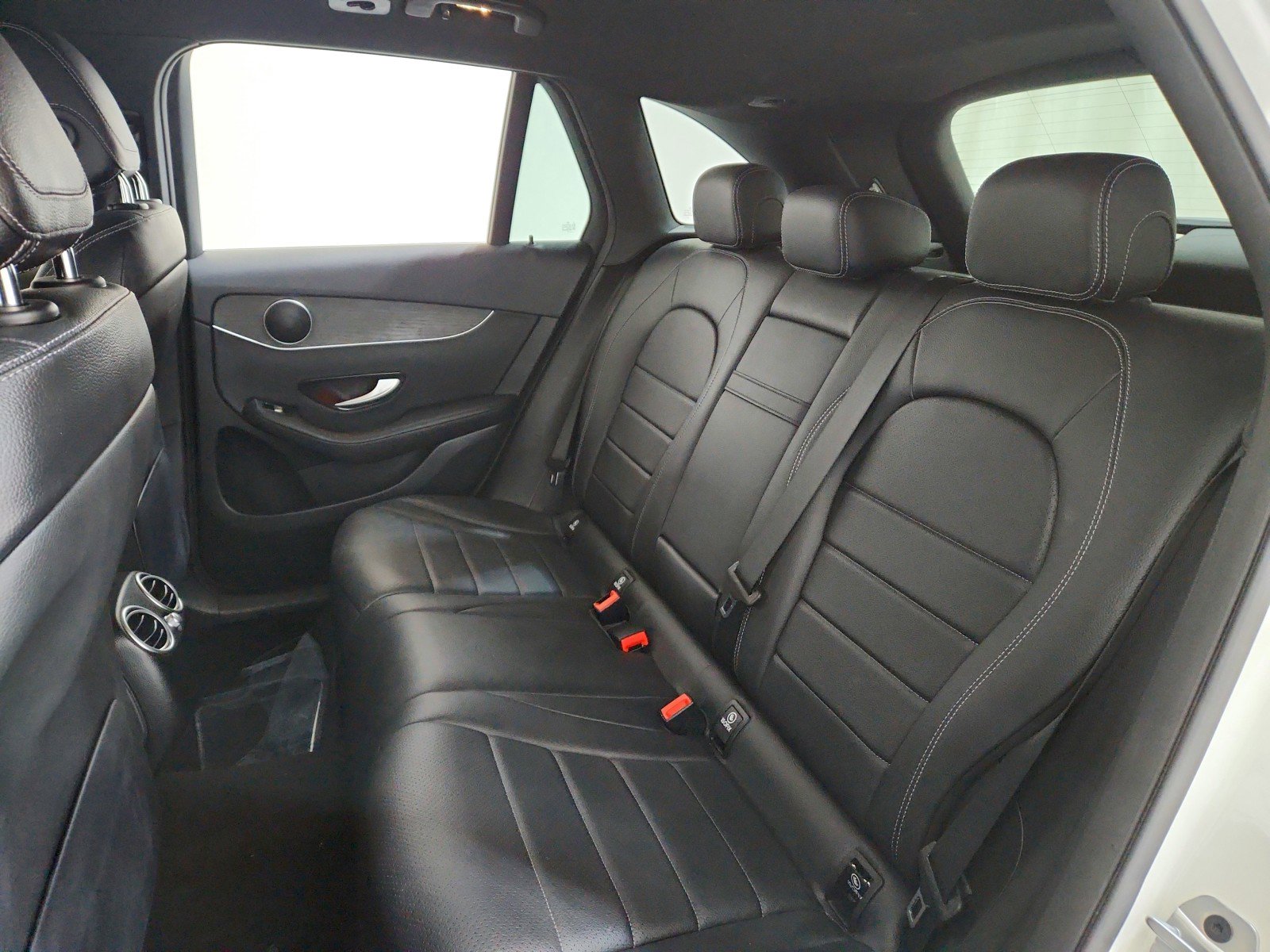 Used 2021 Mercedes-Benz GLC 300 GLC 300 image 22